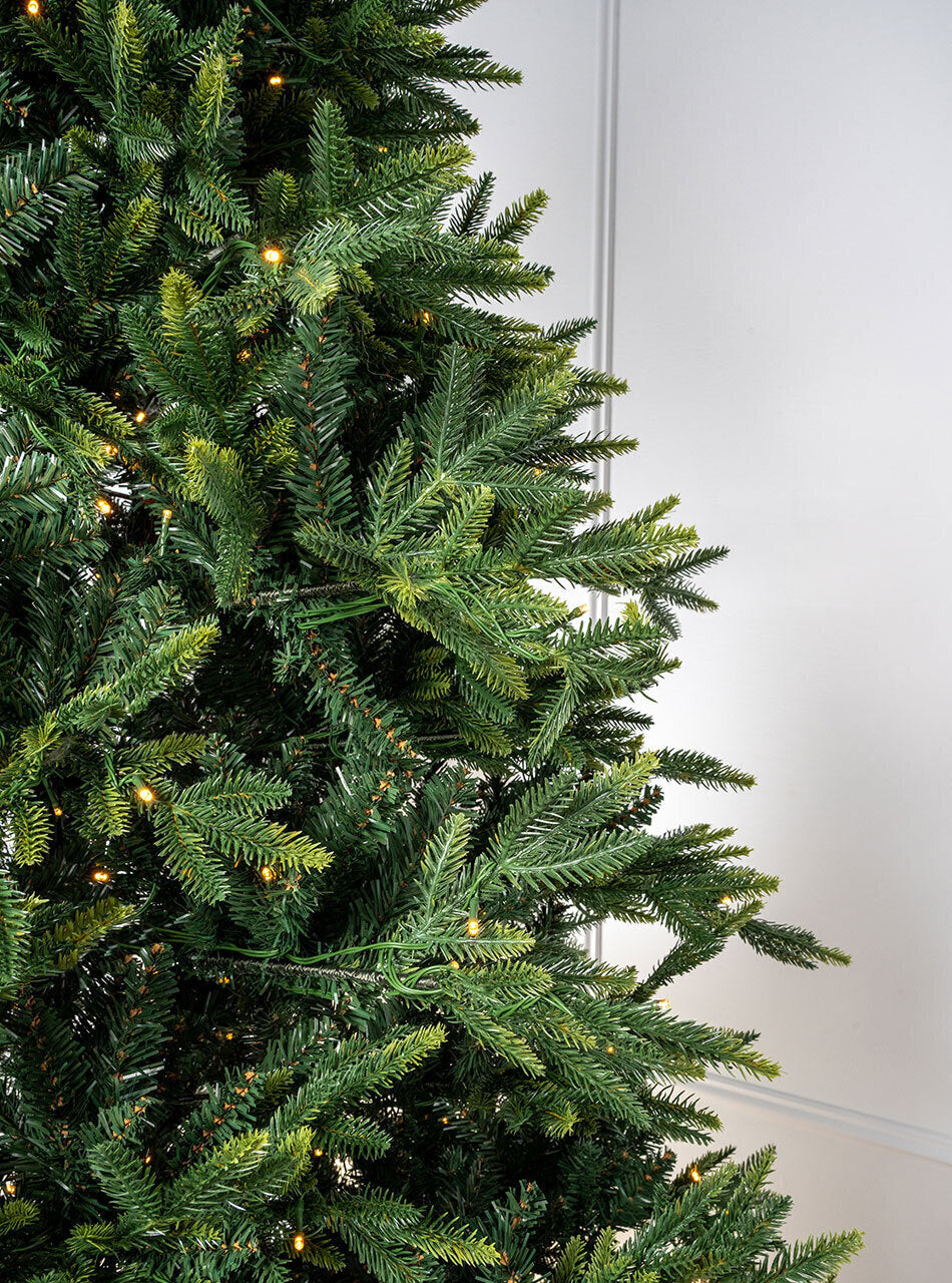 Delaware 8ft / 240cm Pre-Lit Christmas Tree