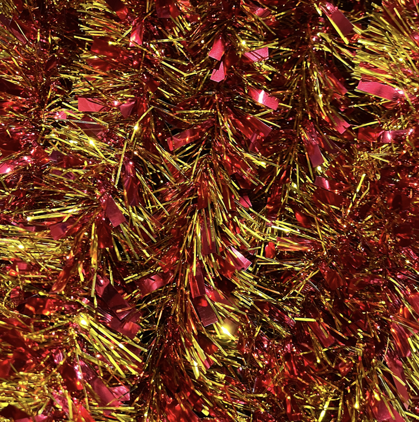 2.5m RED GOLD Christmas Tinsel 75mm wide