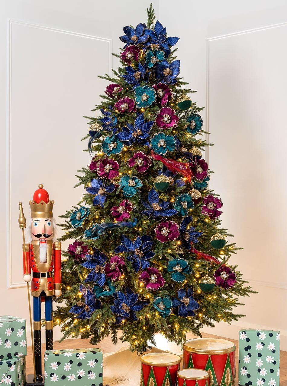 Canadian Pine 6.5ft/ 198cm Pre-Lit Christmas Tree