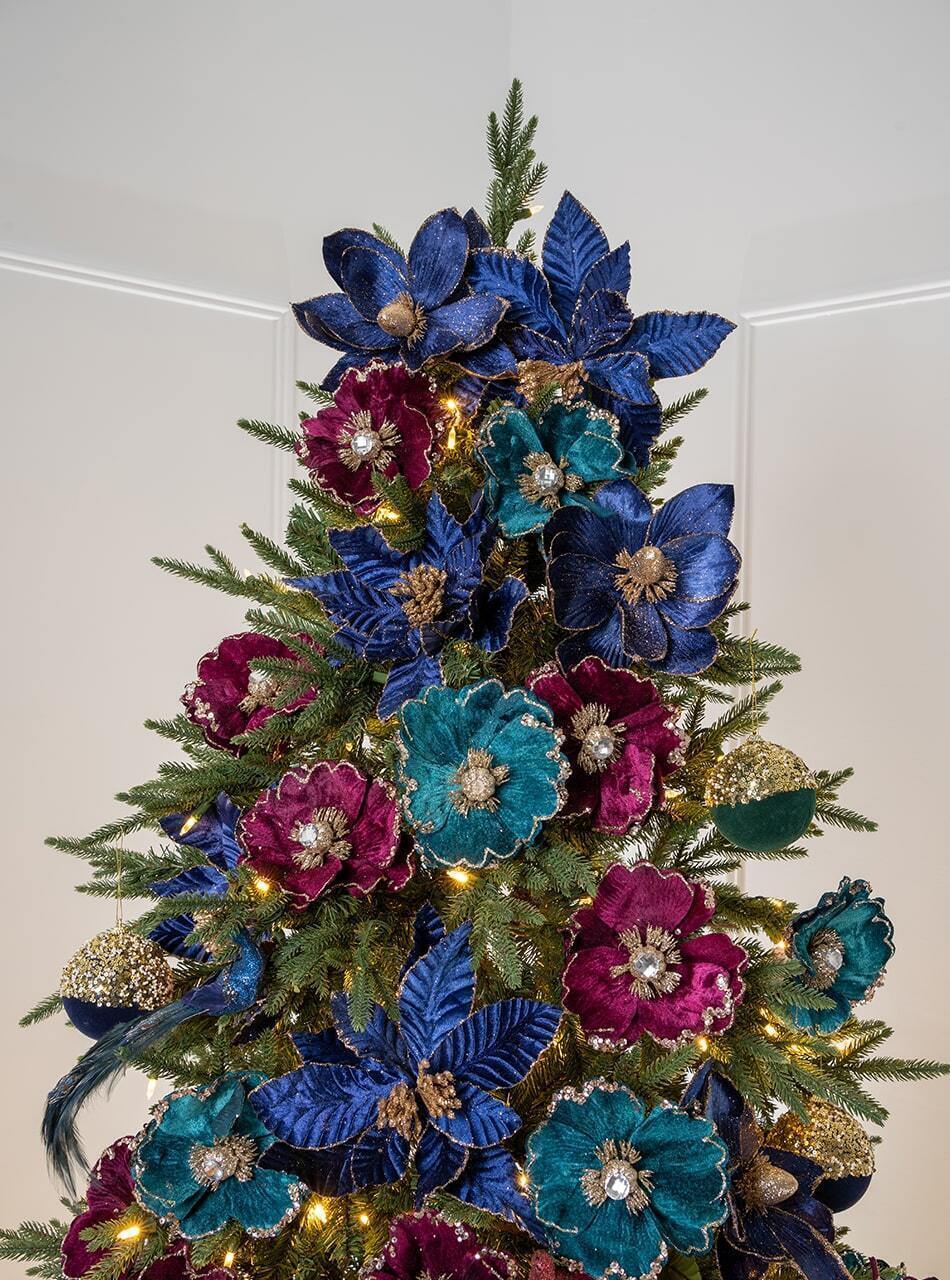 Canadian Pine Pre Lit Christmas Tree