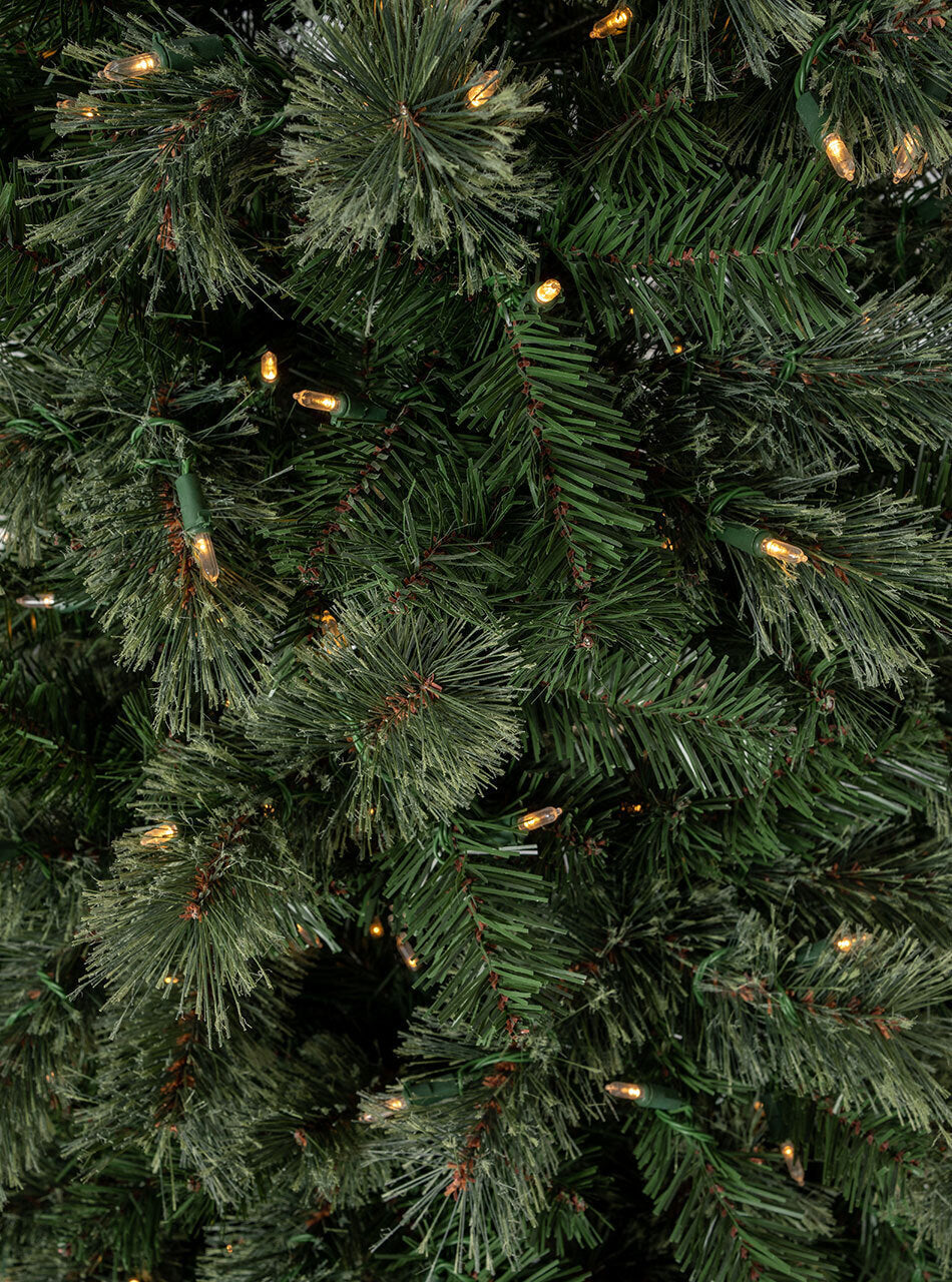 Bristol Pine 7.5ft/225cm Pre-Lit Christmas Tree