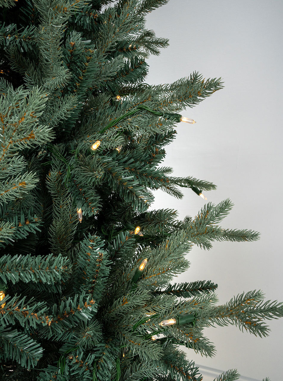 Sheffield Pine 7.5ft/225cm Pre-Lit Christmas Tree