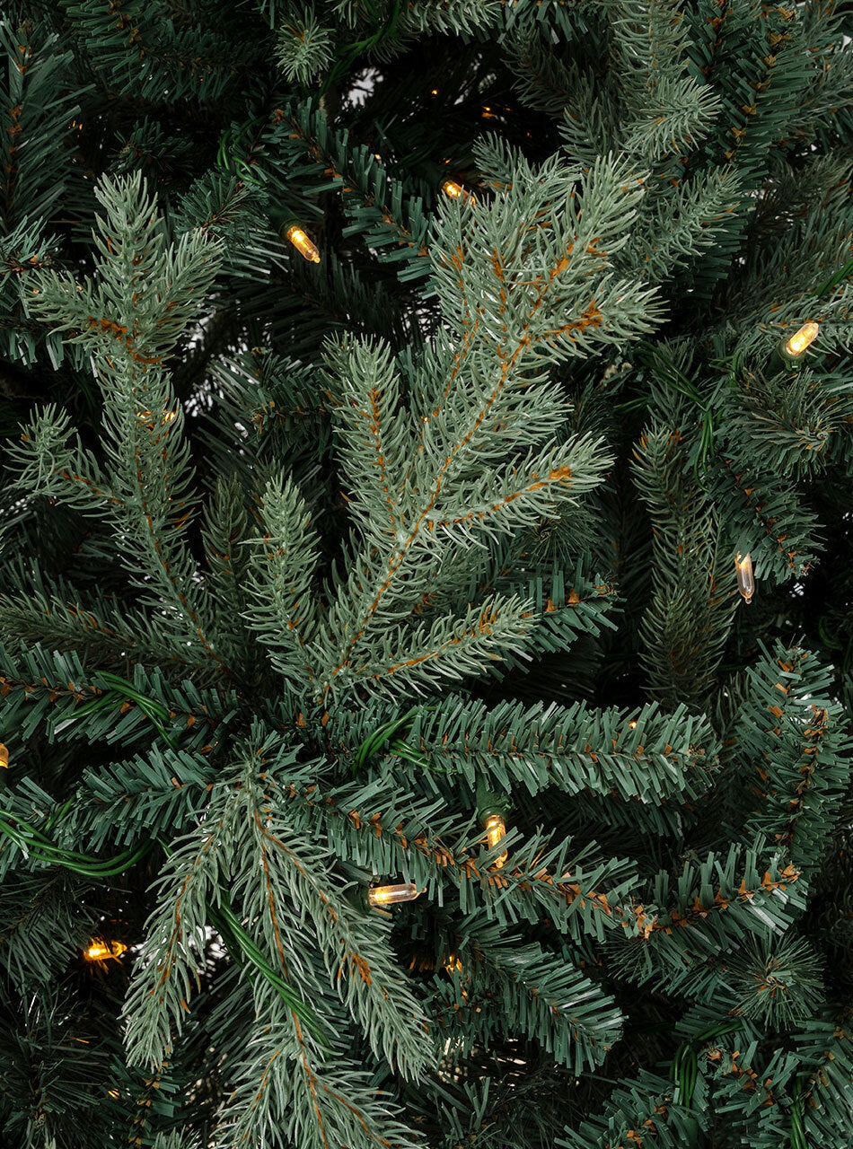 Sheffield Pine 7.5ft/225cm Pre-Lit Christmas Tree