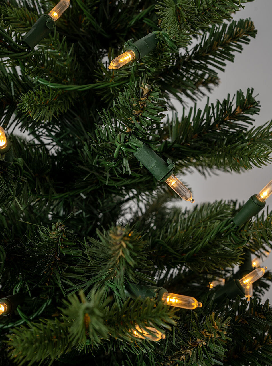 Northampton Pine 6.5ft/195cm Pre-Lit Christmas Tree