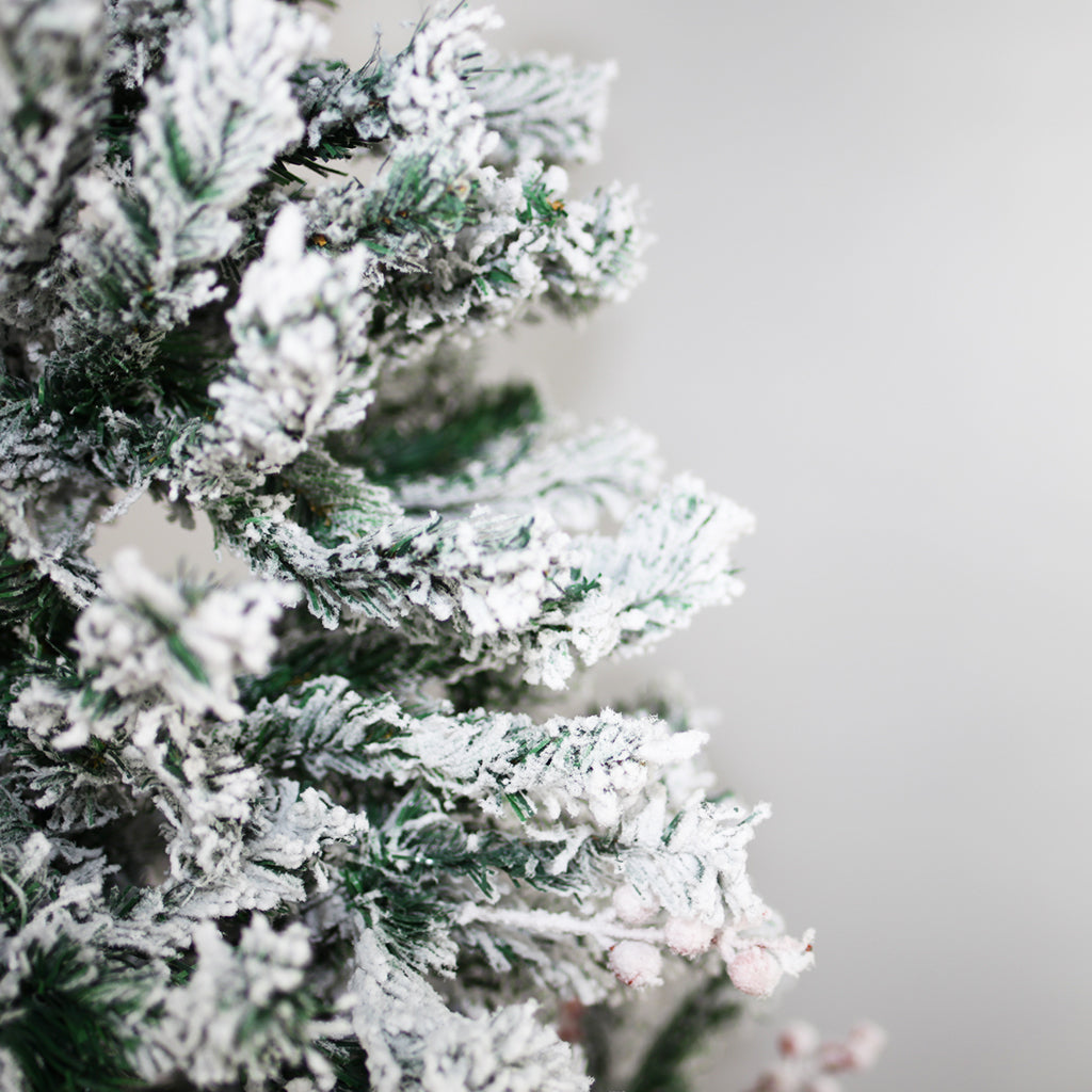 Winter Flocked 6ft/180cm Christmas Tree