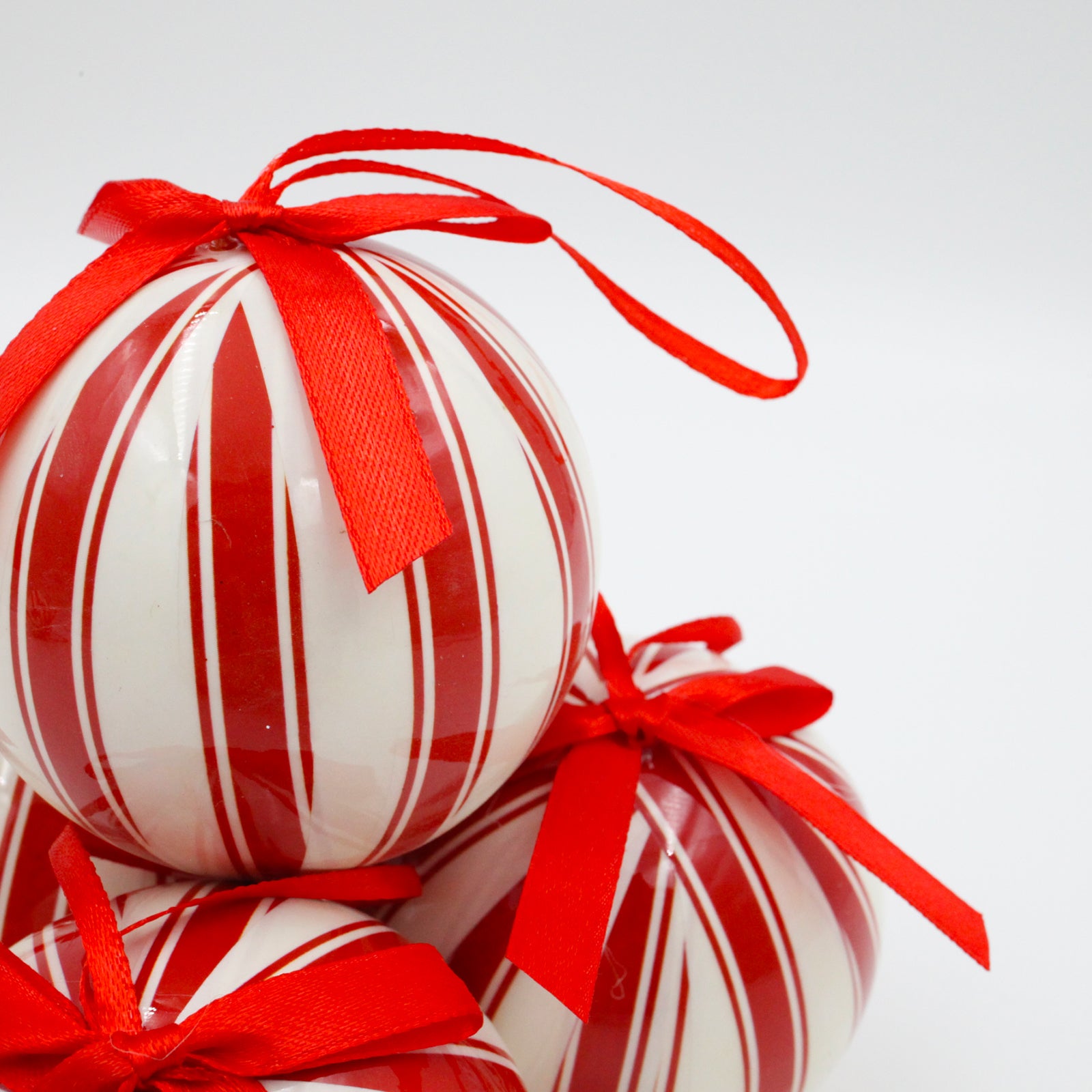 WHITE & RED STRIPE Foam Baubles 75mm 25 Pack