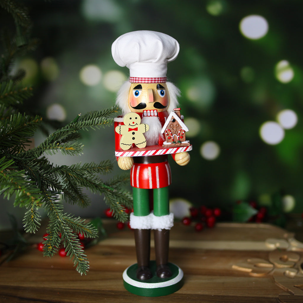 The Baking Chef 1 Nutcrackers 35cm