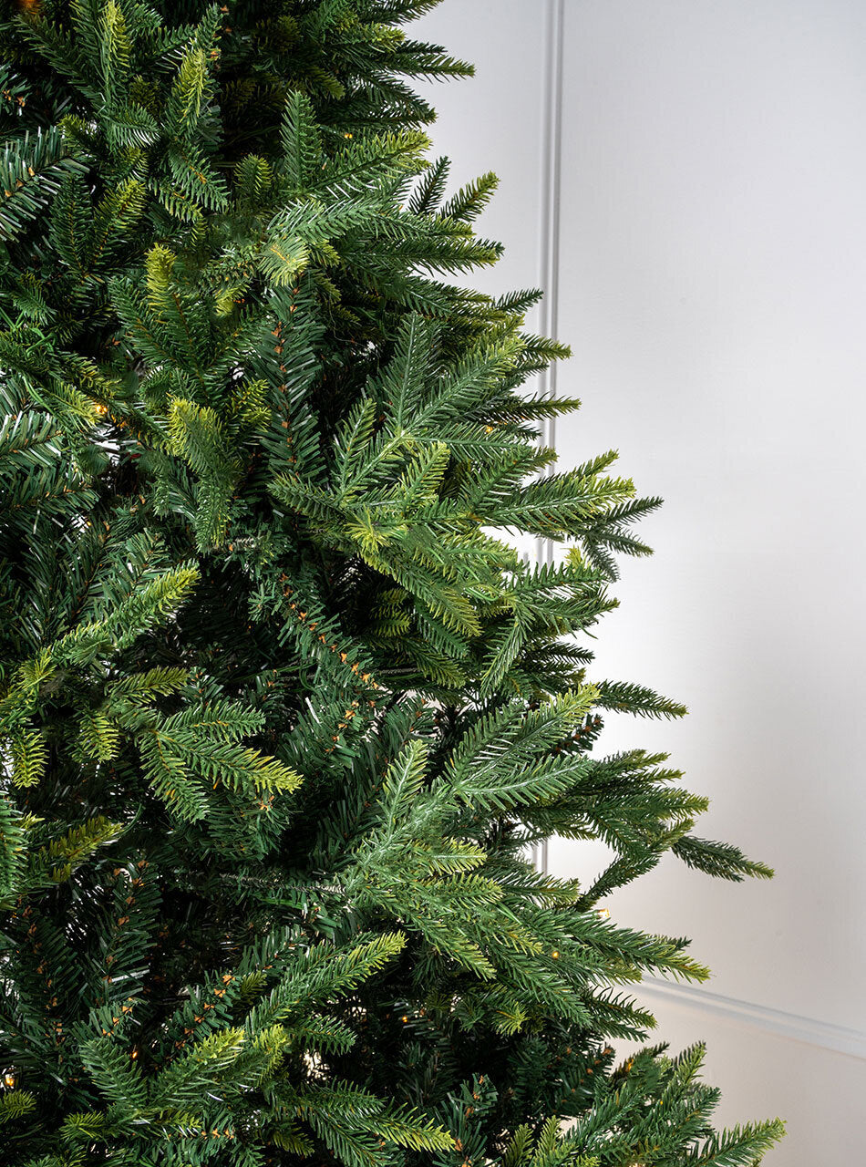Delaware 7ft / 210cm Christmas Tree