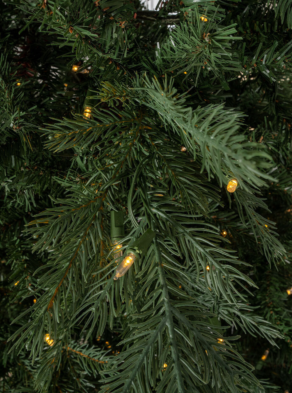Vermont Fir 7.5ft/225cm Pre-Lit Christmas Tree