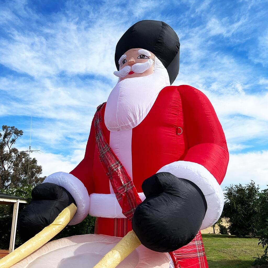 4m Giant Drummer Santa Inflatable 13.3ft