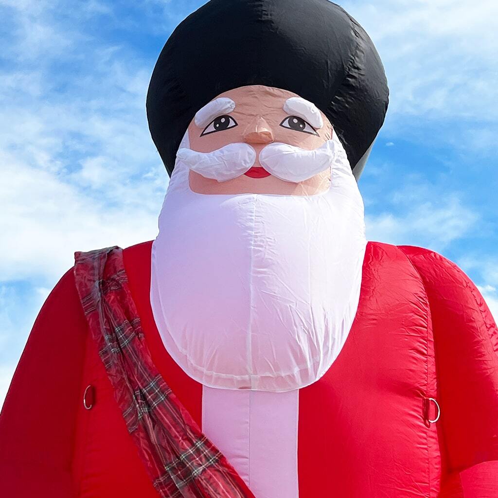 4m Giant Drummer Santa Inflatable 13.3ft