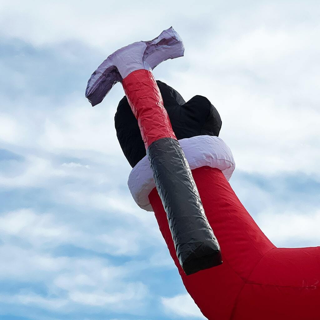 4m Giant Tradie Santa Inflatable 13.3ft