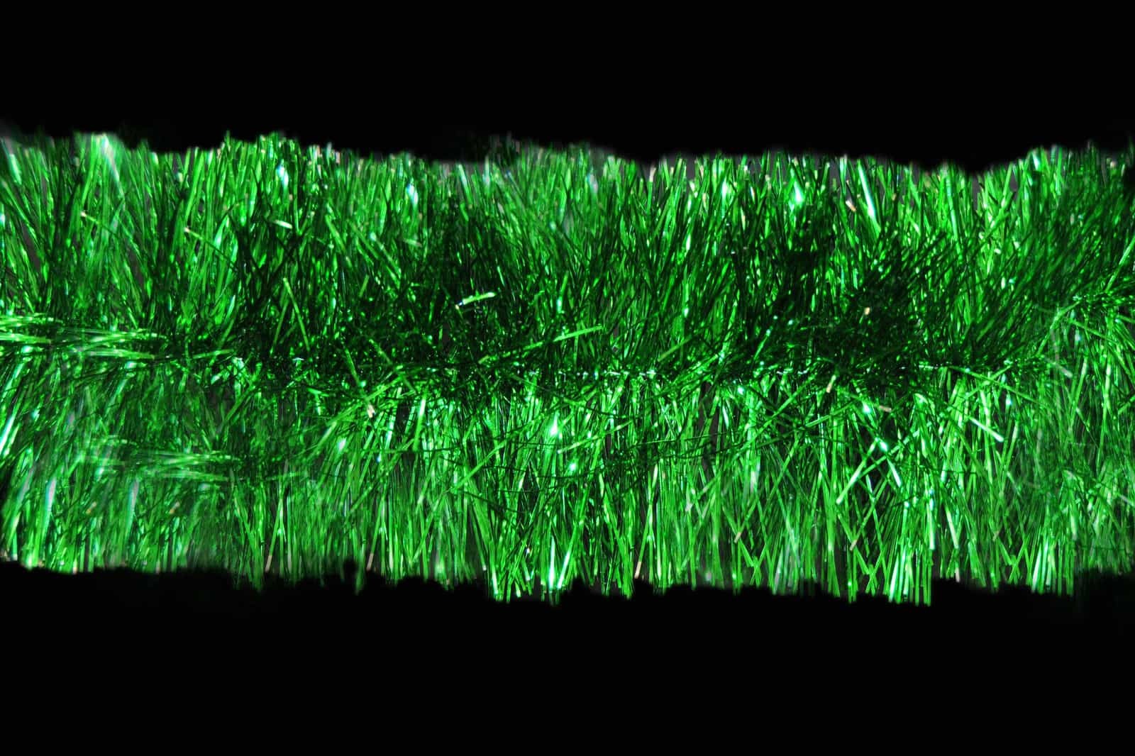 5m GREEN Christmas Tinsel 75mm wide