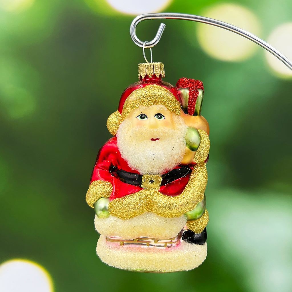 Single Figure Christmas Santa In Chimney Hanging Decoration 100mm