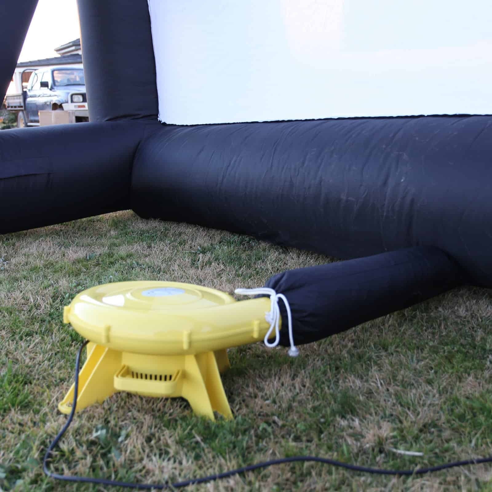 9m  x 7m Giant Inflatable Movie Screen