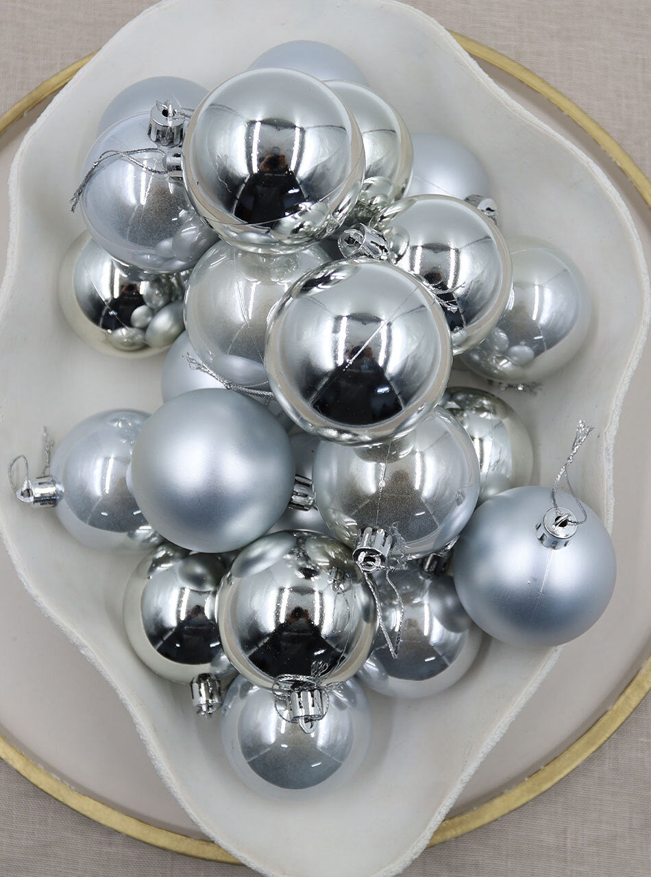 Christmas Baubles 70mm SILVER 24 Pack