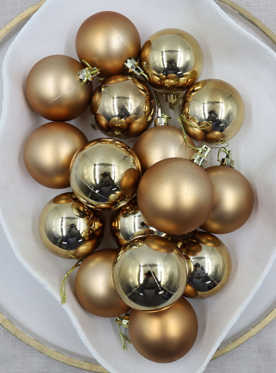 TOFFEE 60mm Christmas Baubles Gloss Matt 16 Pack