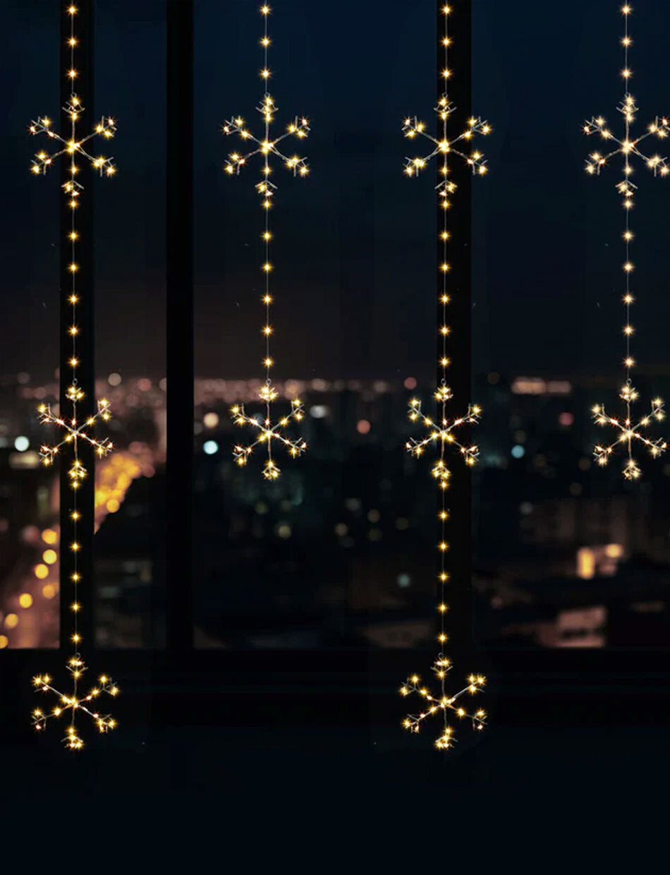 390 WARM WHITE LED Curtain Snowflake Lights 130 x 120cm