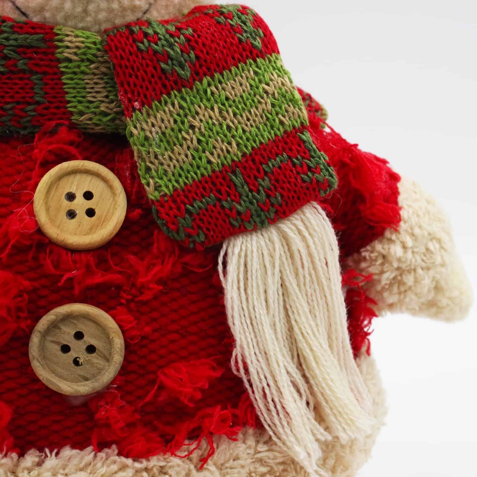 SITTING SNOWMAN