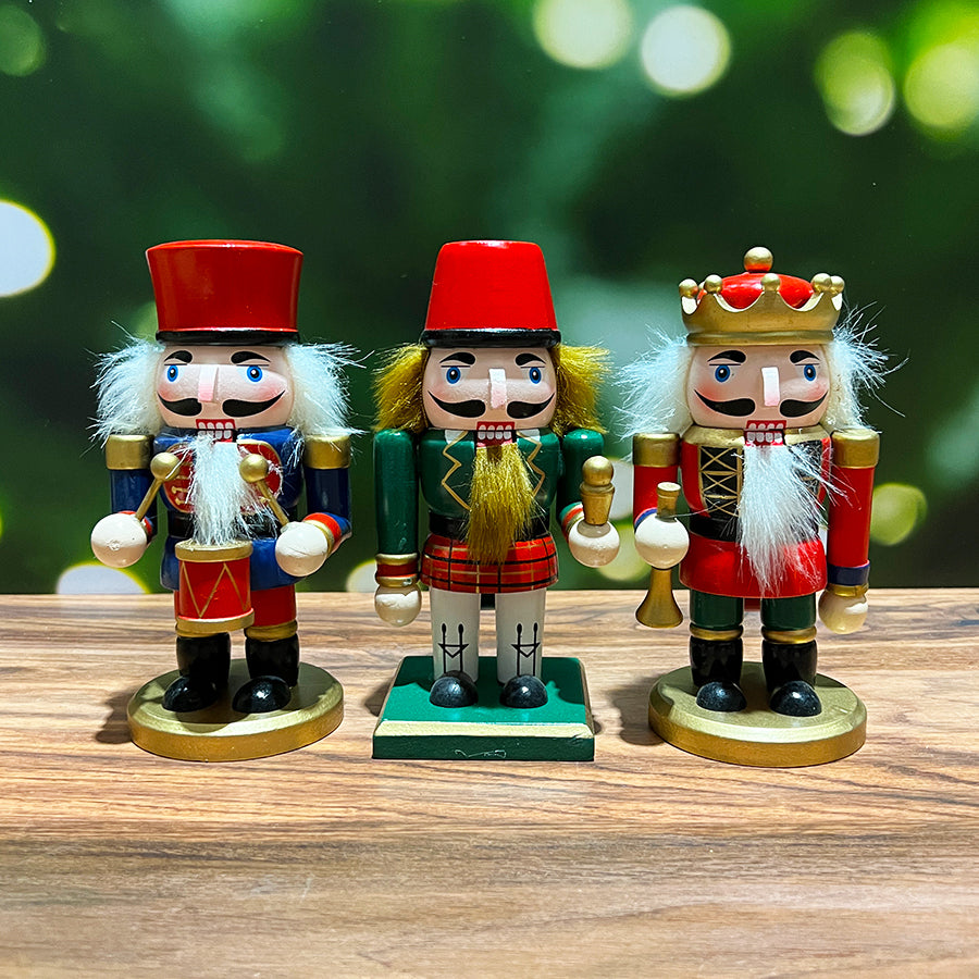 The German Guards Set of 3 Nutcrackers 17cm