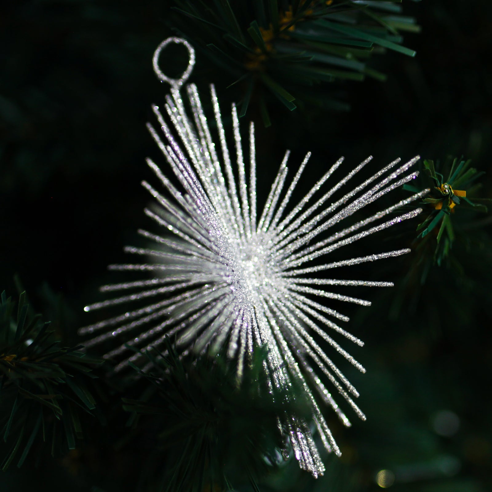 Silver Starburst Christmas Tree Decoration 12 Pack