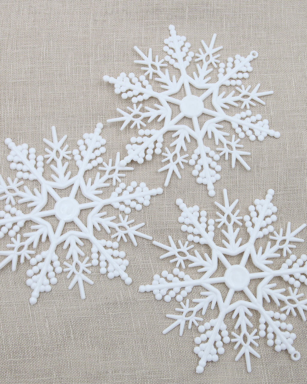 WHITE SNOWFLAKES 6 Pack 180mm Ornament
